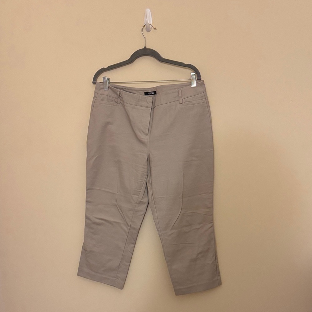 Apt. 9 Neutral Beige Crop Pants